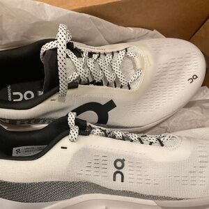 On Cloud Cloudmonster 2 Running Shoes, Undyed/Frost, 8 US Mens